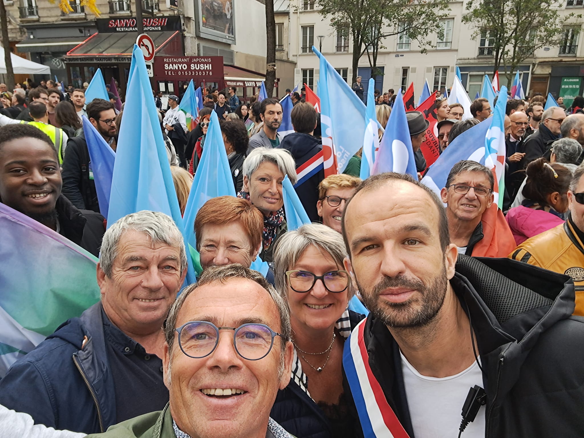 marche-contre-la-vie-chere-inaction-climatique-les-cherbourgeois-avec-manuel-bompard